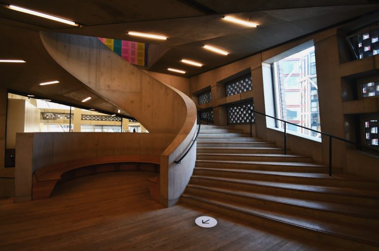 5 Modern Staircase Designs for Commercial Properties